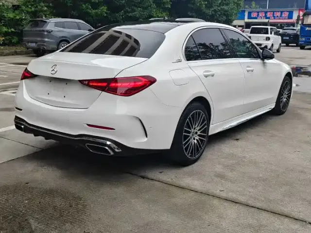 Mercedes-Benz C-Class — Фото автомобиля 7
