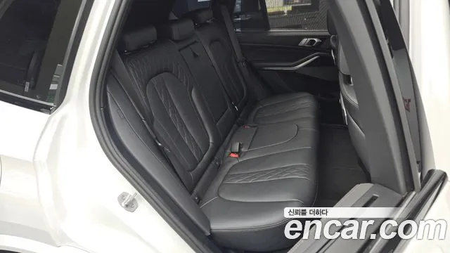 BMW X5 xDrive 40i M Sport — Фото автомобиля 11