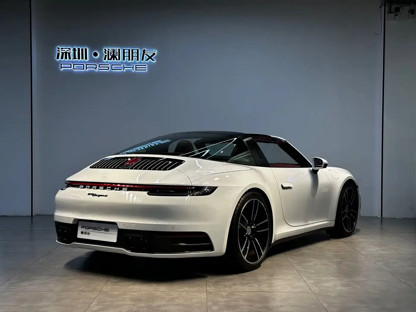 Porsche Porsche 911 2023 Targa 4 3.0T — Фото автомобиля 4