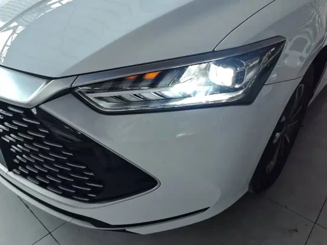 BYD Qin PLUS — Фото автомобиля 23