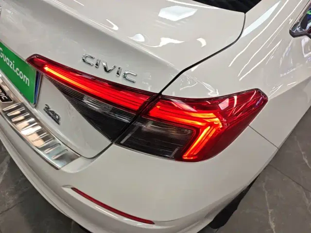 Honda Civic — Фото автомобиля 7