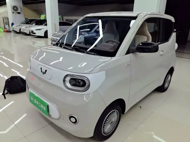 Фотография автомобиля — Wuling Hongguang Mini EV