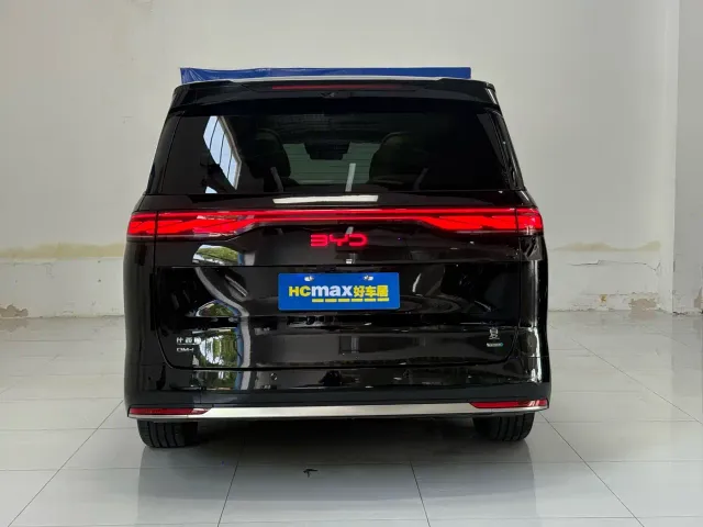BYD Xia — Фото автомобиля 5