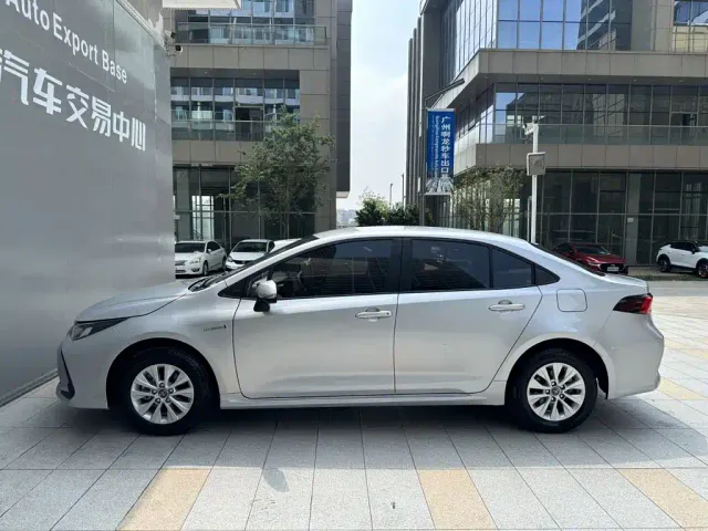 Toyota Corolla — Фото автомобиля 3