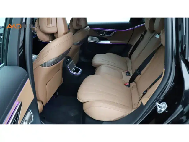 Mercedes-Benz E-Class — Фото автомобиля 7