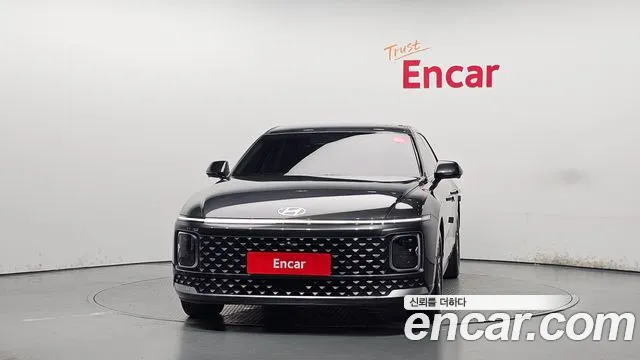 Hyundai Grandeur GN7 — Фото автомобиля 3