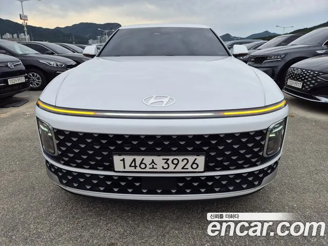 Фотография автомобиля — Hyundai Grandeur GN7