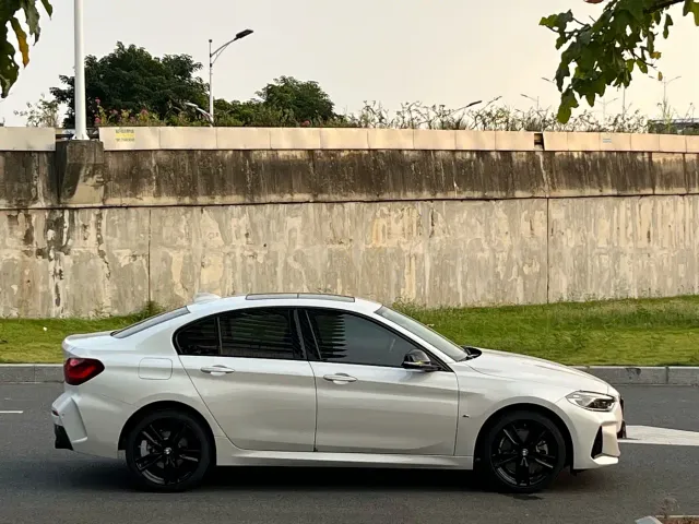 BMW 1 Series — Фото автомобиля 8