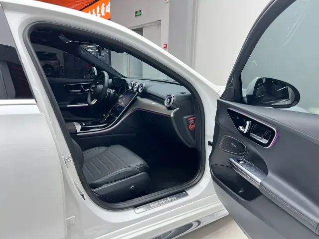 Mercedes-Benz C-Class — Фото автомобиля 15