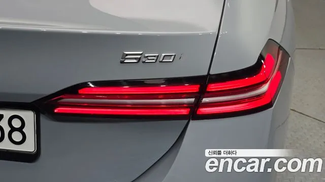 BMW 5-Series 5 серия (G60) 530i xDrive M Sport — Фото автомобиля 22