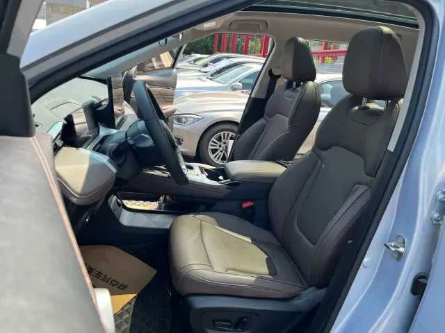 GAC Trumpchi GS4 — Фото автомобиля 11
