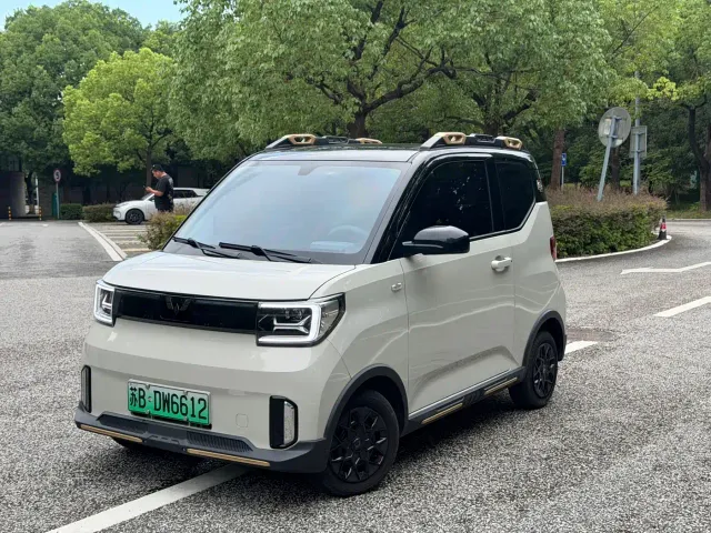 Фотография автомобиля — Wuling Hongguang Mini EV