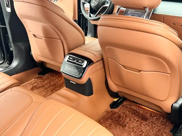 Mercedes-Benz S-Class — Фото автомобиля 7
