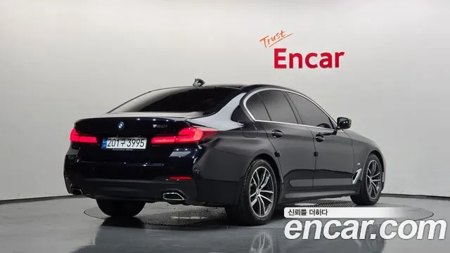 BMW 5 Series G30 — Фото автомобиля 2