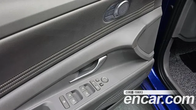 Hyundai AVANTE Avante (CN7) — Фото автомобиля 13