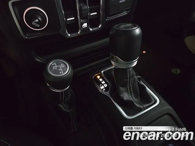 Jeep Wrangler — Фото автомобиля 5