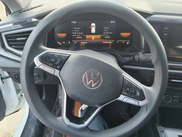 Volkswagen Lavida — Фото автомобиля 15