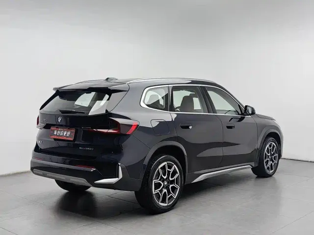BMW X1 — Фото автомобиля 2