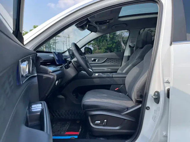 Chery Tiggo 8 PLUS — Фото автомобиля 12
