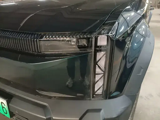 iCAR 03 — Фото автомобиля 23