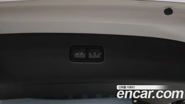 Genesis GV80 2.5T Бензин AWD — Фото автомобиля 30