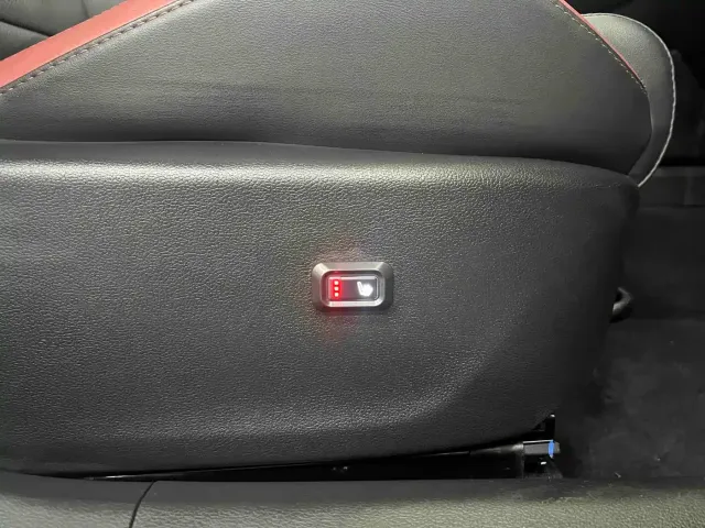 Geely Binyue — Фото автомобиля 11