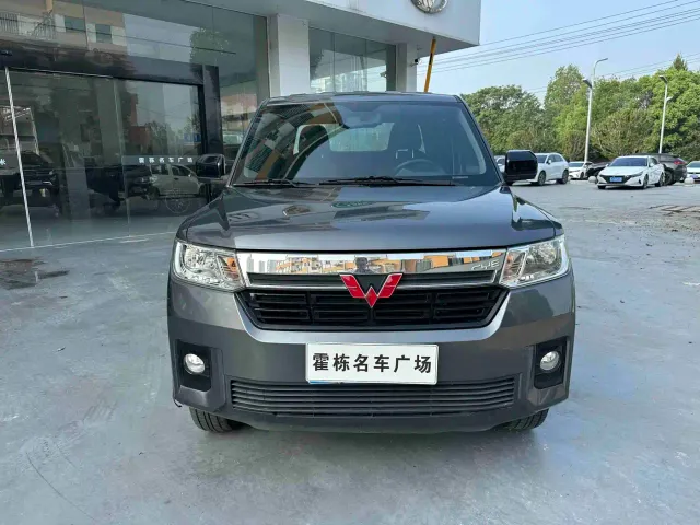 Wuling Motors Wuling Journey 2021 1.5L Pioneer LAR — Фото автомобиля 2