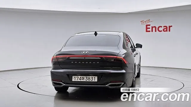 Hyundai Grandeur Новый Grandeur IG — Фото автомобиля 4