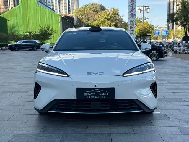 BYD Seal 07 DM-i — Фото автомобиля 4