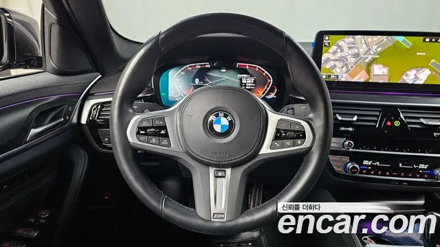 BMW 5-Series — Фото автомобиля 13