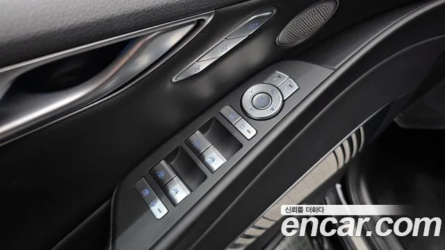 Genesis G80 RG3 — Фото автомобиля 19