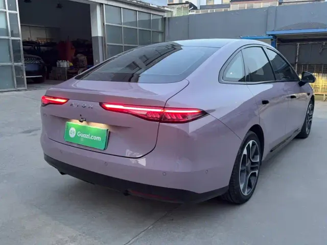 GAC Aion RT — Фото автомобиля 11