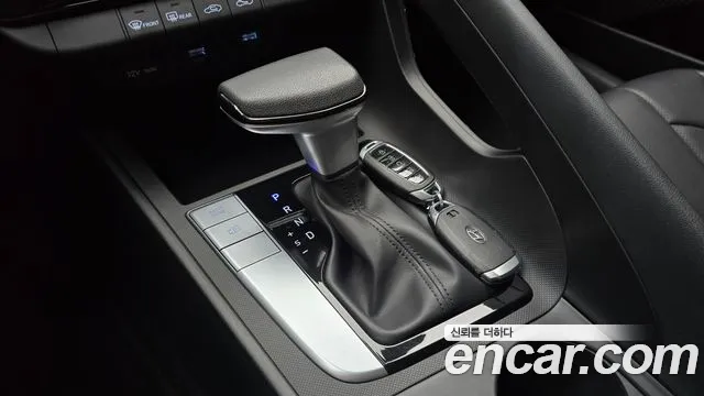 Hyundai AVANTE Avante (CN7) — Фото автомобиля 9