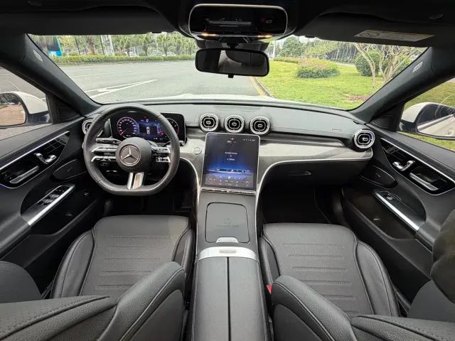 Mercedes-Benz C-Class — Фото автомобиля 12