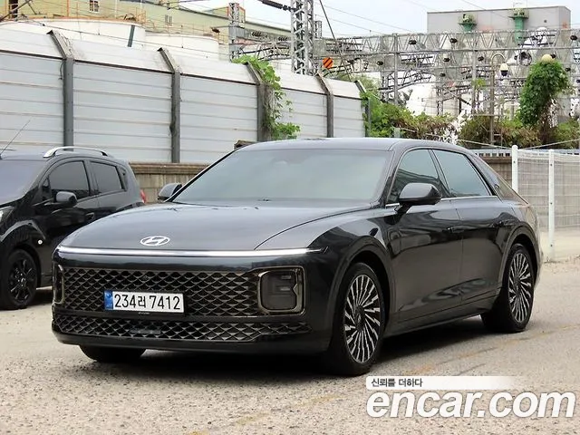 Hyundai Grandeur GN7 — Фото автомобиля 2