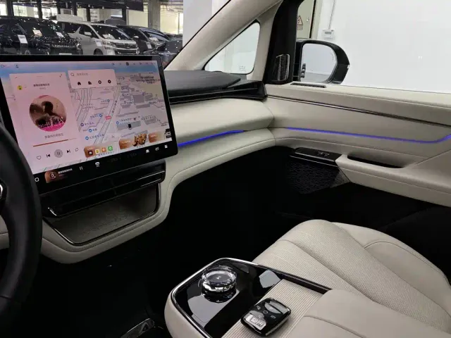 Geely Yizhen L380 — Фото автомобиля 30