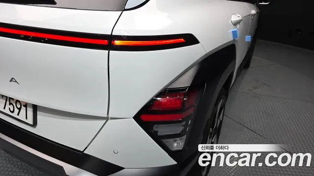 Hyundai Kona Kona (SX2) Бензин 1.6 турбо 2WD — Фото автомобиля 20