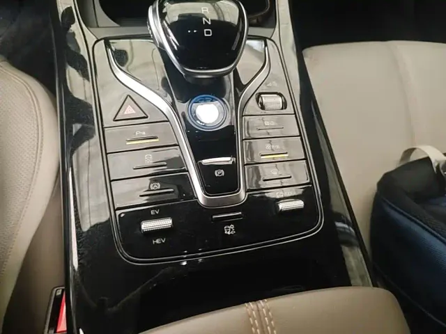 BYD Qin PLUS — Фото автомобиля 13