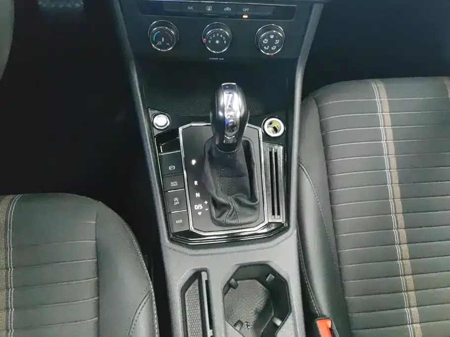 Volkswagen Lavida 2022 280TSI DSG Comfort Edition — Фото автомобиля 16