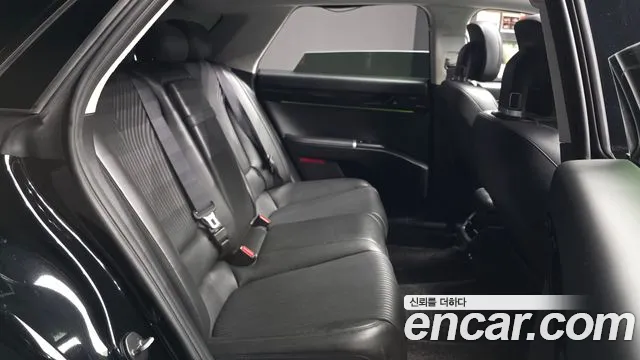Hyundai Grandeur GN7 — Фото автомобиля 18