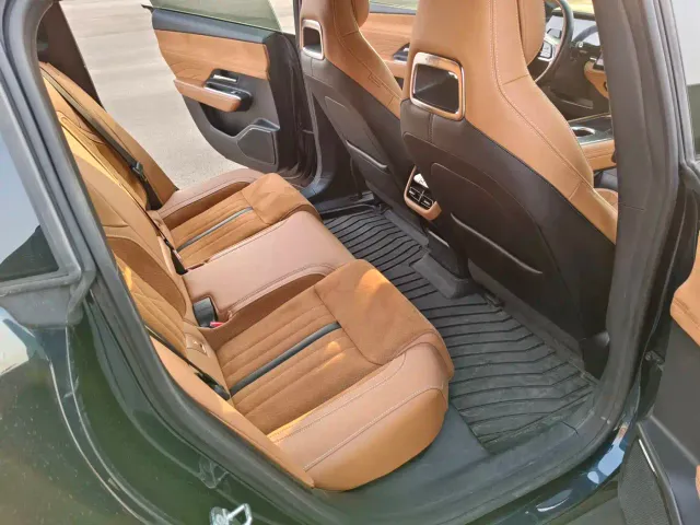Mazda EZ-6 — Фото автомобиля 10