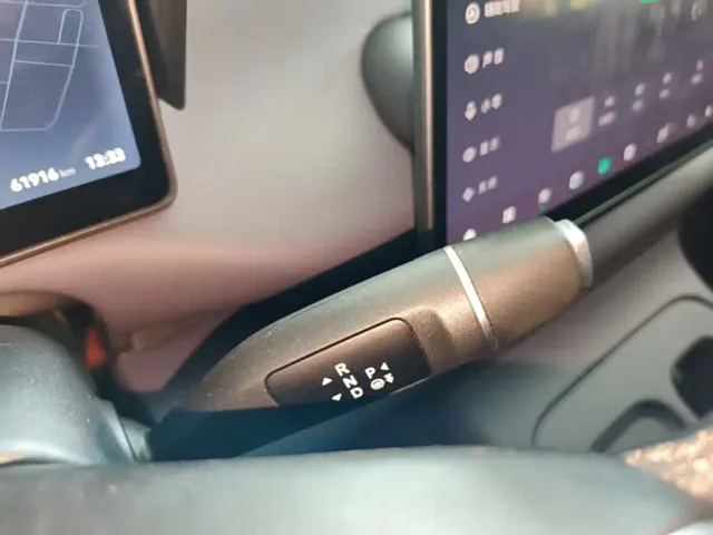 Leapmotor C10 — Фото автомобиля 13