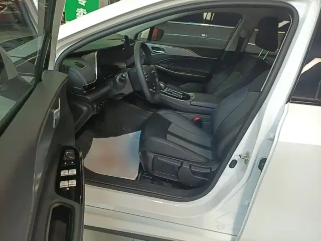GAC Aion S — Фото автомобиля 15