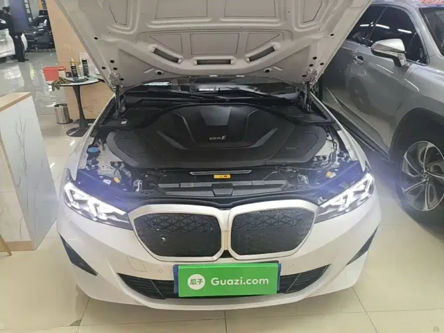BMW i3 — Фото автомобиля 19