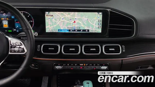 Mercedes-Benz GLE-Class — Фото автомобиля 21