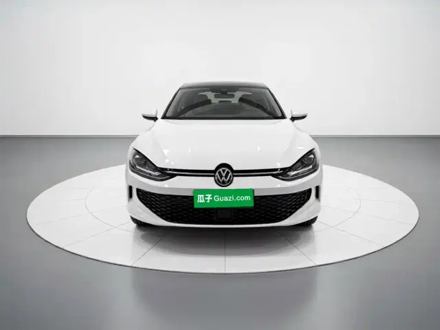 Volkswagen Lamando — Фото автомобиля 2