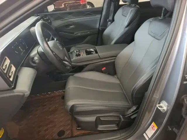 BYD Qin L — Фото автомобиля 14