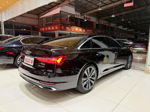 Audi A6L — Фото автомобиля 7