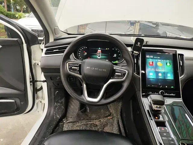 Roewe i6 MAX EV — Фото автомобиля 10