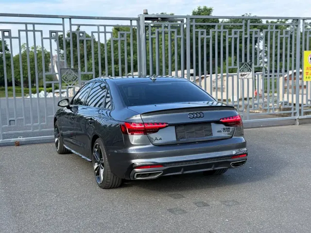 Audi A4L — Фото автомобиля 8